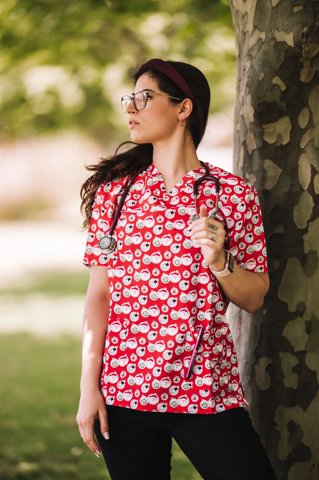 Nursing-scrubs-uniforms-with-logo-embroidery Simply Scrubs Australia
